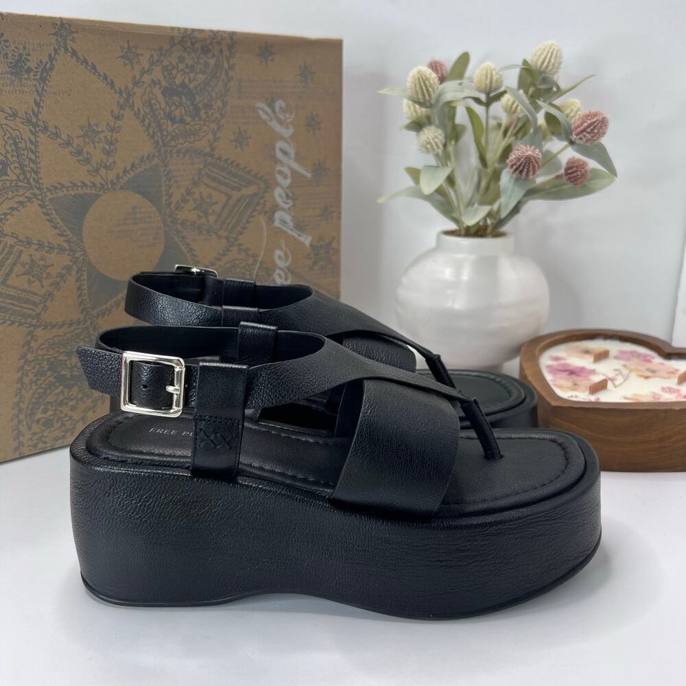 Free People Holt Flatform Chunky Sandal Black OB2136391 Women 39/8.5 Tried On